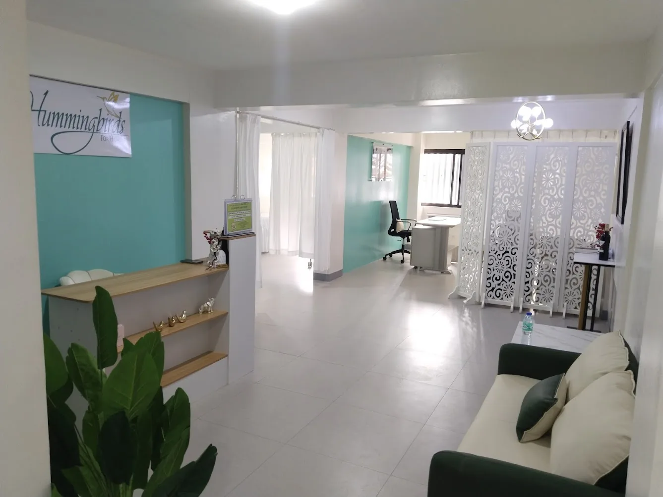 Inside the Hummingbirds for Homme clinic in Makati — calm reception and a private consultation area